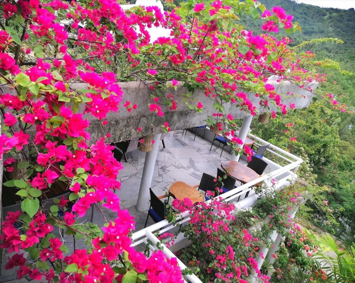 Bed and Breakfast Lonos Circle Private Garden Romblon Экстерьер фото