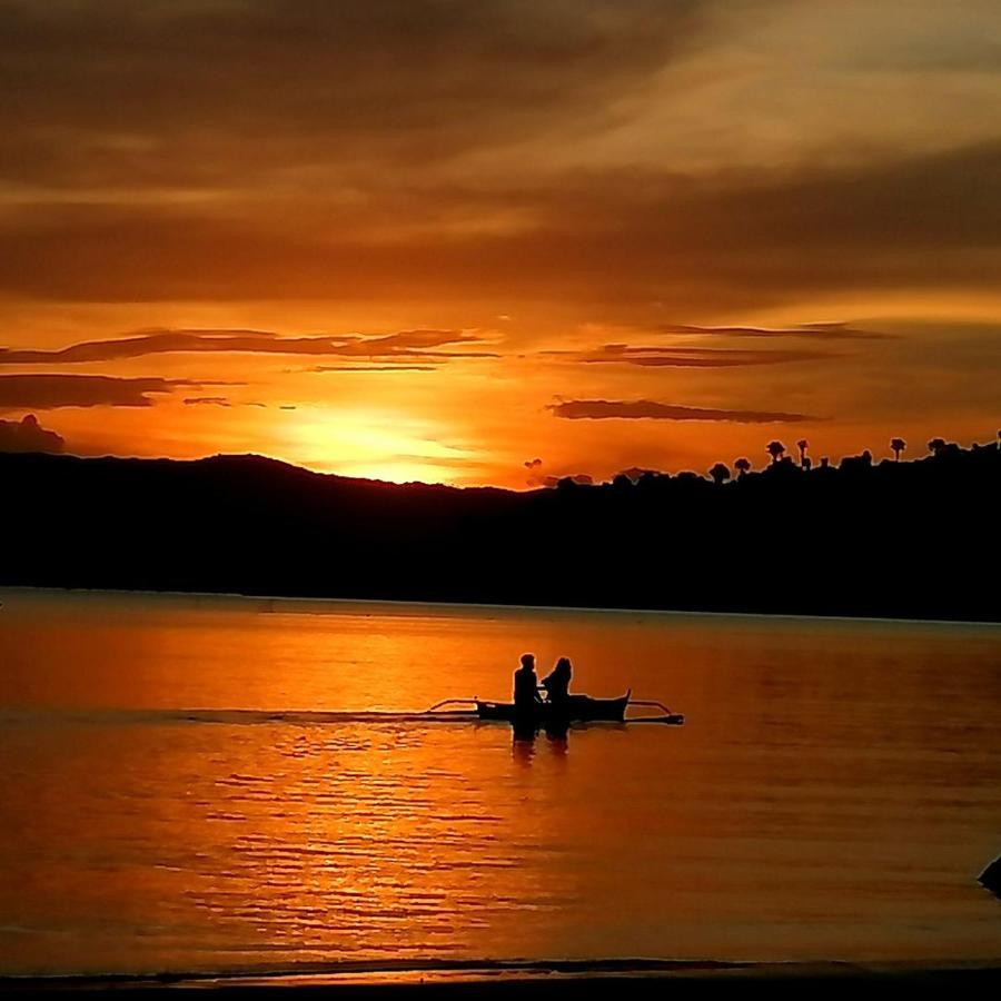 Bed and Breakfast Lonos Circle Private Garden Romblon Экстерьер фото